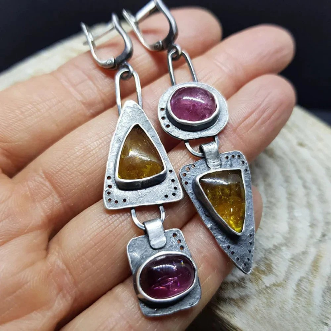 Pendientes Geométricos Triangulares Atemporales