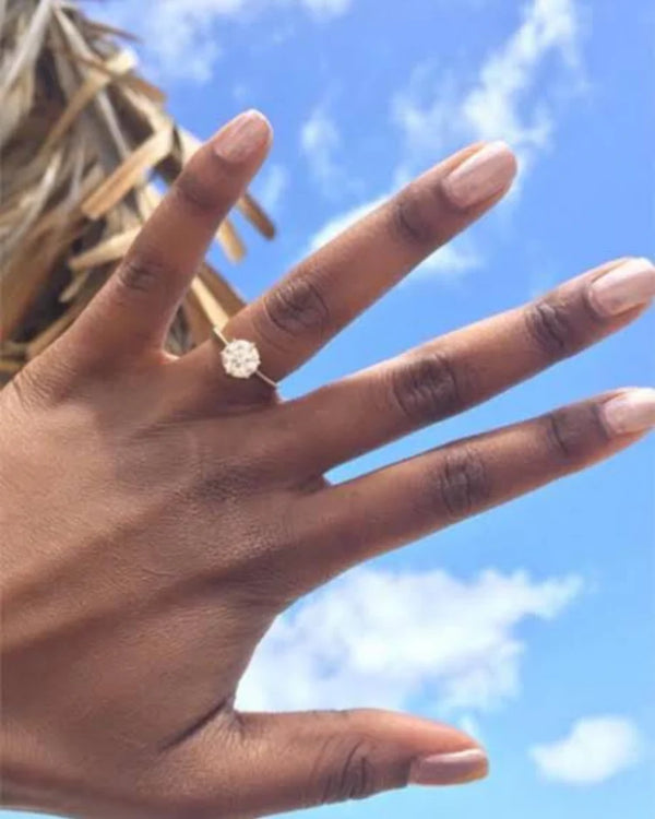 ÚNETE A NUESTRA COMUNIDAD