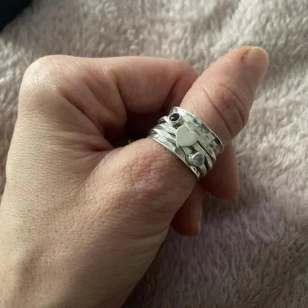 Anillo de Corazón Hecho a Mano Atemporal