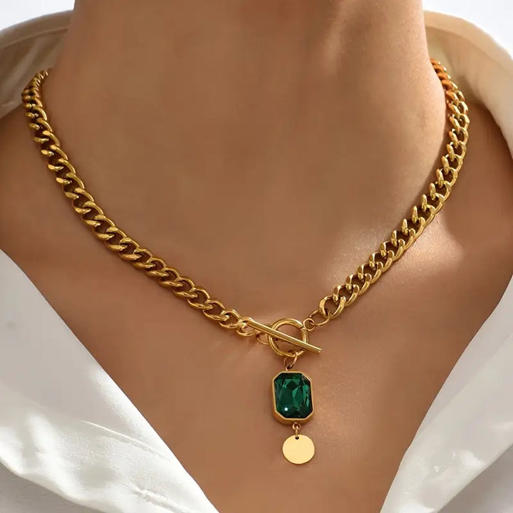 Collar con Colgante de Cadena Gruesa | Color oro