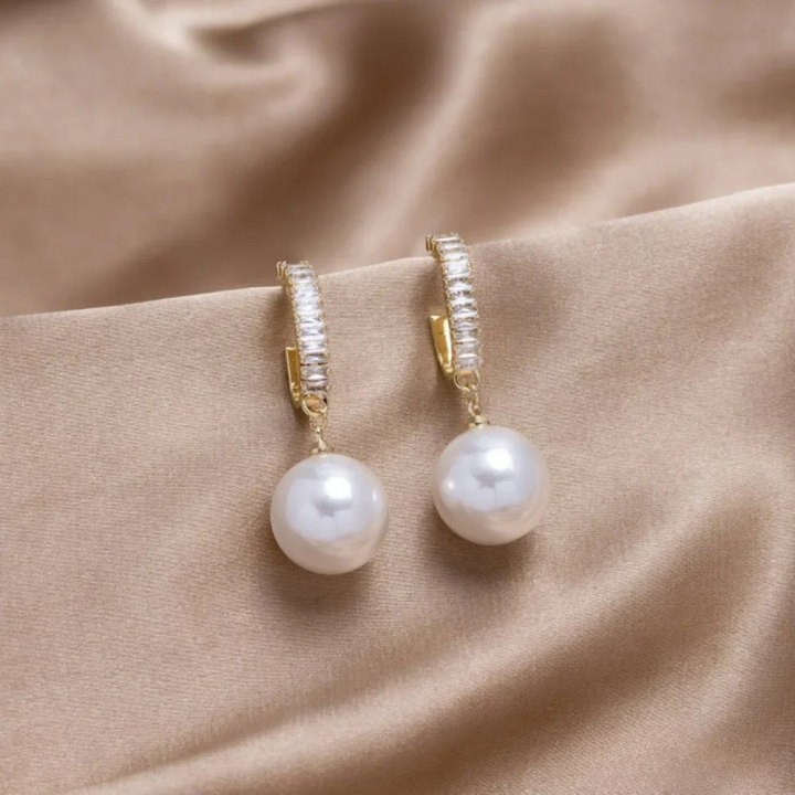 Pendientes elegantes y circonitas
