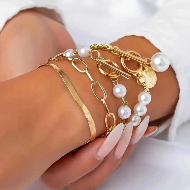 Conjunto de Pulseras Elegantes de 4 Piezas – Serpiente, y Eslabones