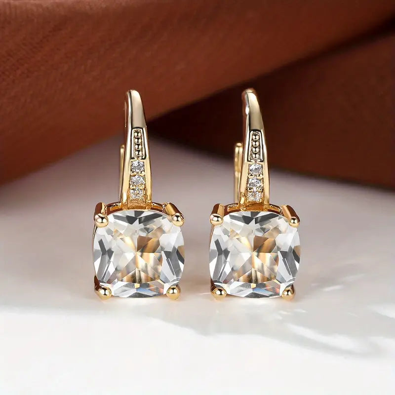 Pendientes de Aro de Piedra Mística Elegante en Color oro