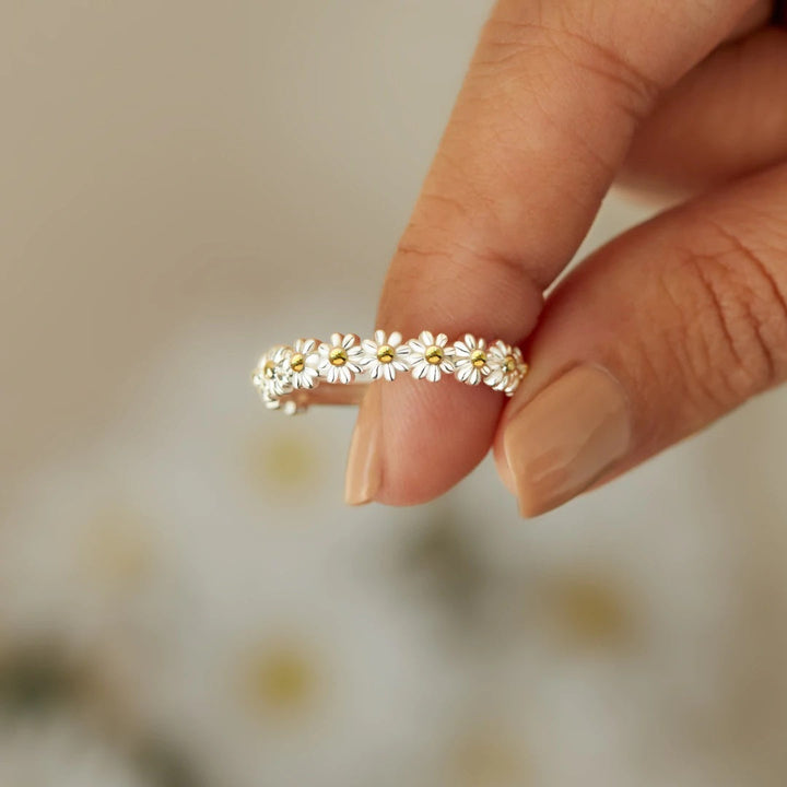Anillo de flores lujoso