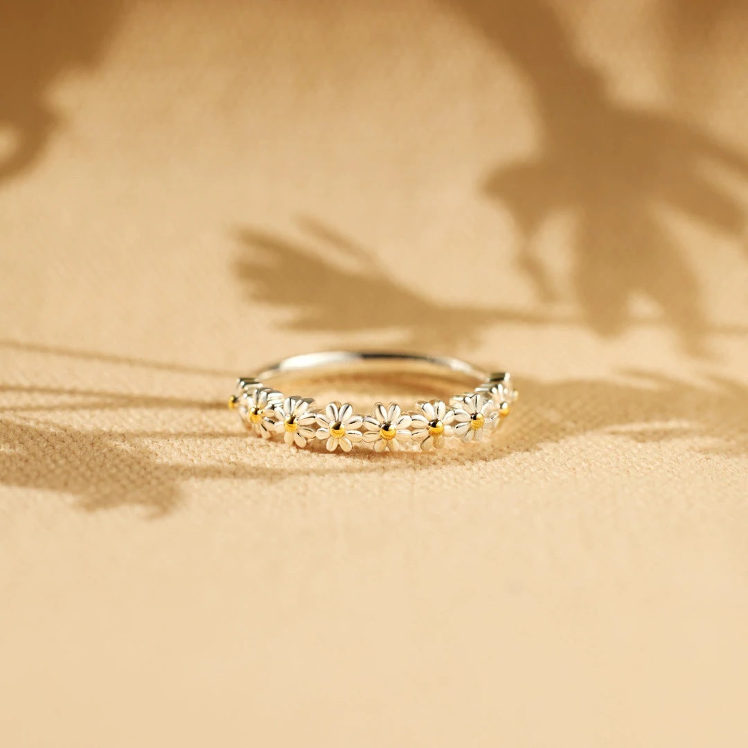 Anillo de flores lujoso
