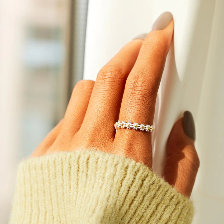 Anillo de flores lujoso