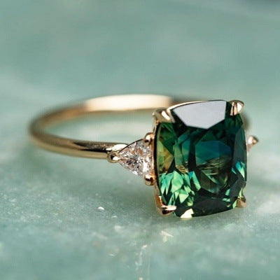 Anillo de Piedra Verde Vintage | Color oro