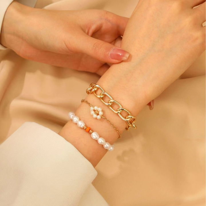 Conjunto de pulseras de margaritas