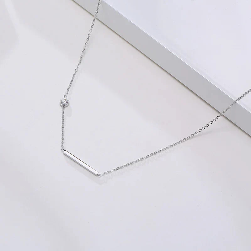 Collar de Cruz Lateral Brillante
