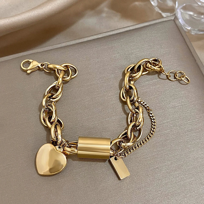 Pulsera Chunky de Color oro Elegante con Corazón