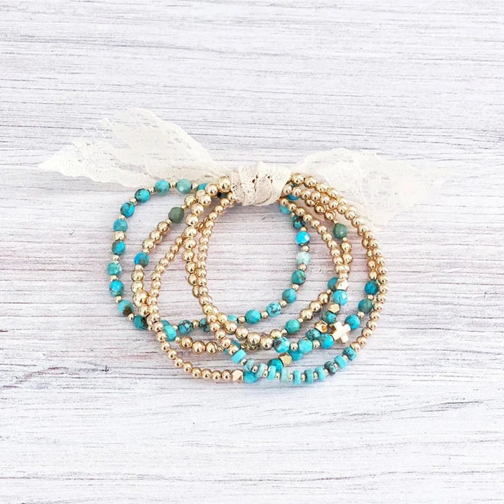 Pulsera de Encanto de Cruz con Cuentas de Turquesa Vintage
