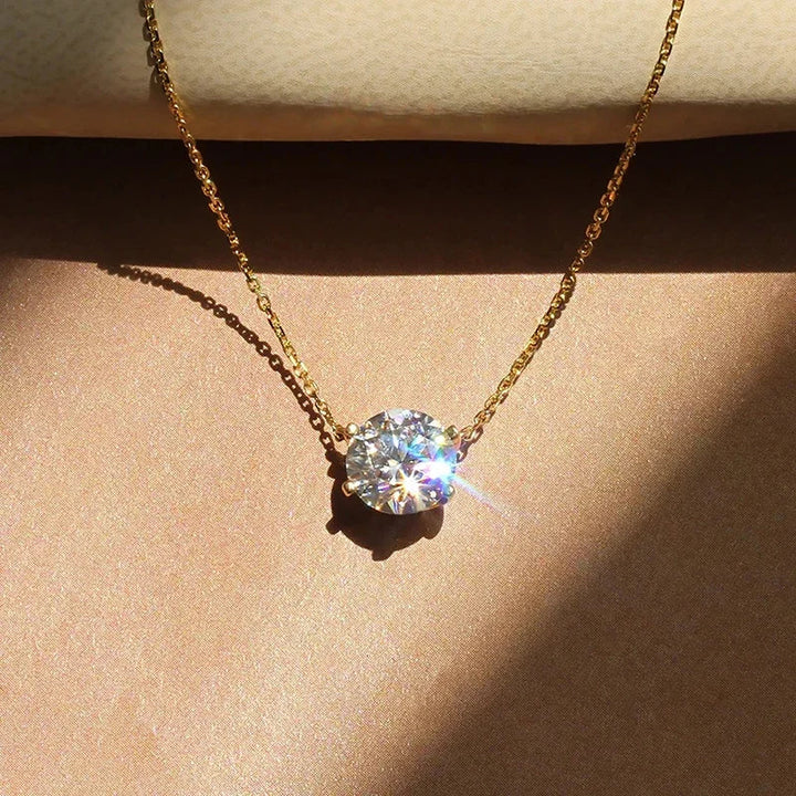 Collar Solitario de Cristal Elegante