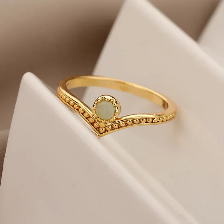 Anillo de Corona de Ópalo en Forma de Gota de Agua Elegante de Color oro