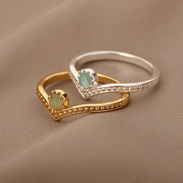Anillo de Corona de Ópalo en Forma de Gota de Agua Elegante de Color oro