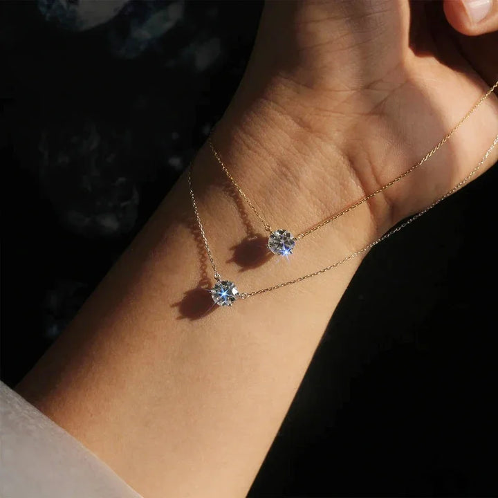Collar Solitario de Cristal Elegante
