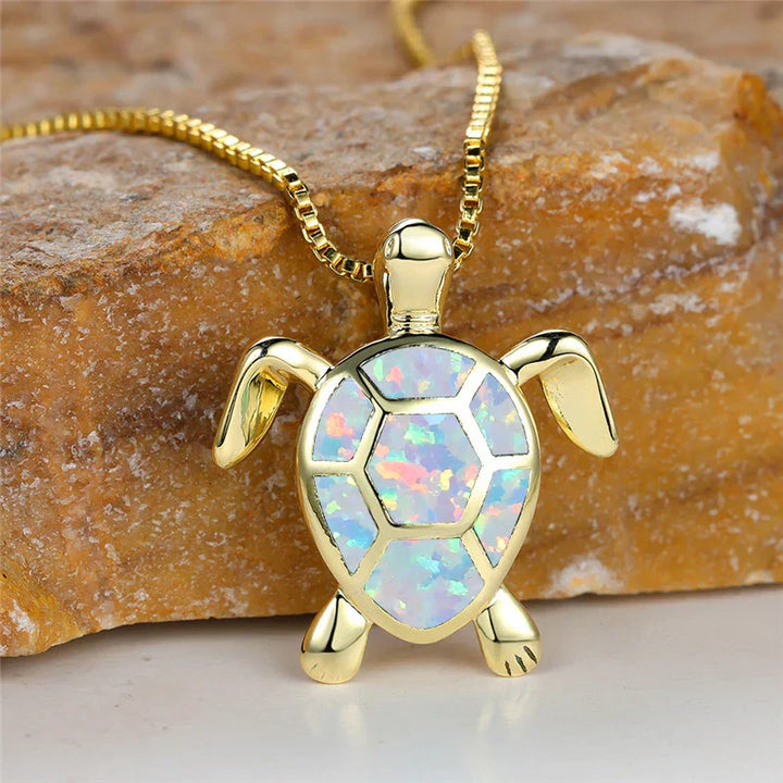 Collar Vintage de Color oro con Colgante de Tortuga de Ópalo de Fuego Verde