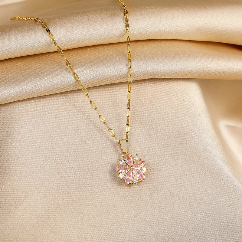 Collar Romántico de Rosa Sakura de Acero Inoxidable