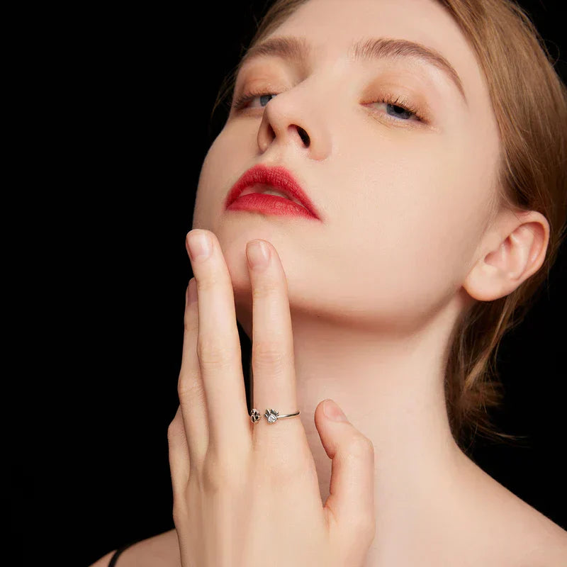 Anillo Ajustable de Color plata con Zircón y Esmalte