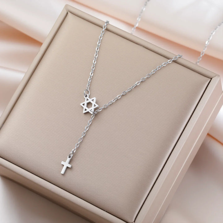 Collar de Estrella y Cruz de Acero Inoxidable