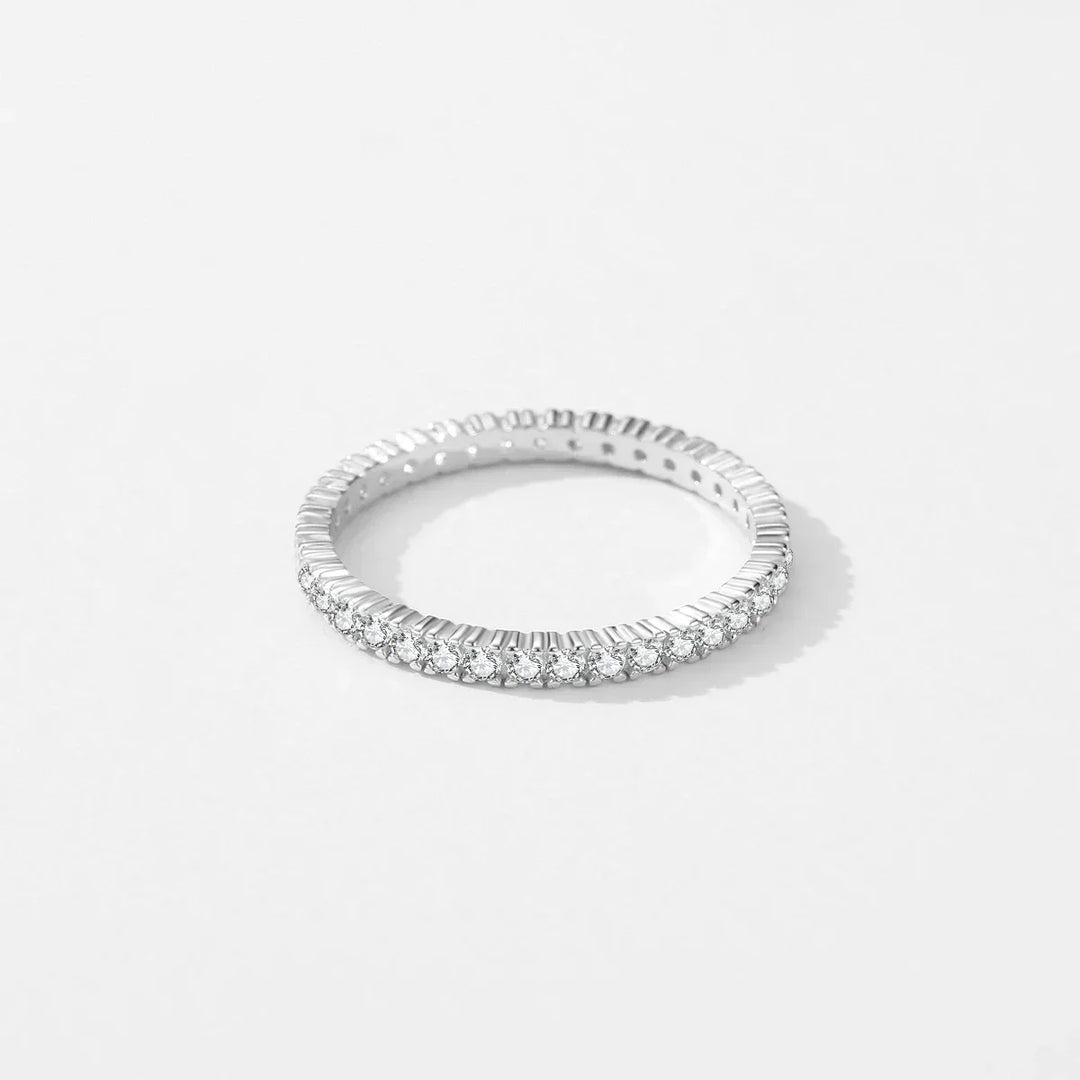 Anillo Eternidad Minimalista Brillante