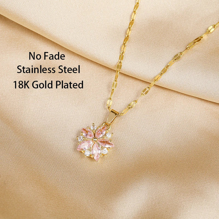 Collar Romántico de Rosa Sakura de Acero Inoxidable