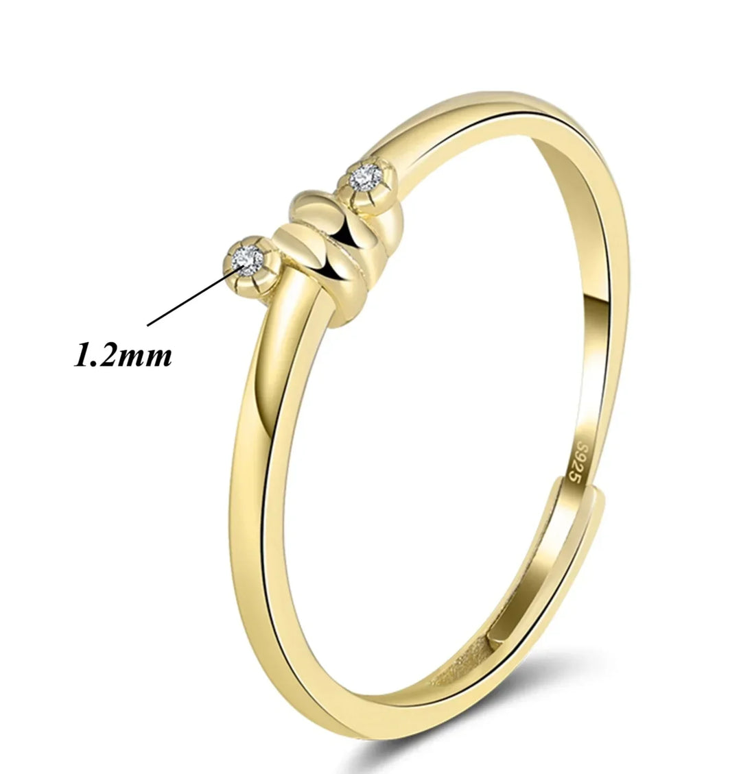 Anillo de Cristal Pequeño y Elegante