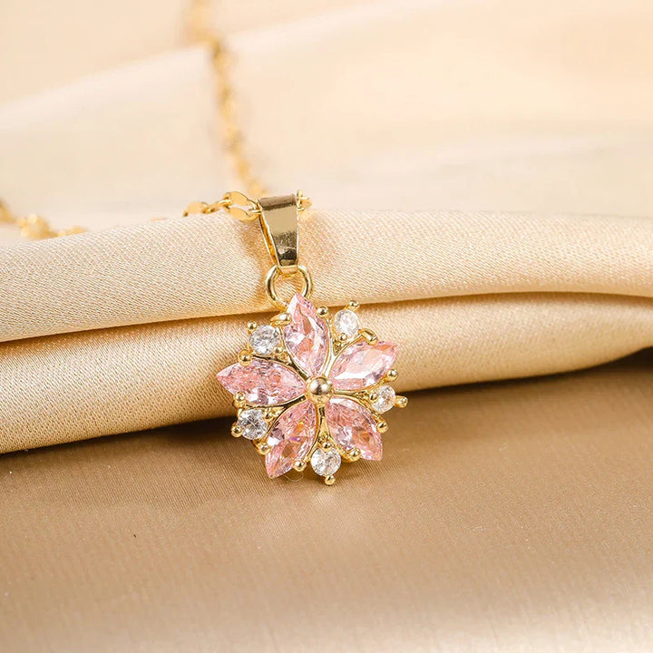 Collar Romántico de Rosa Sakura de Acero Inoxidable