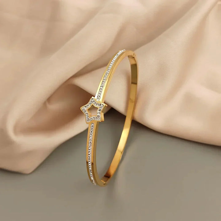 Brazalete de símbolo de estrella elegante