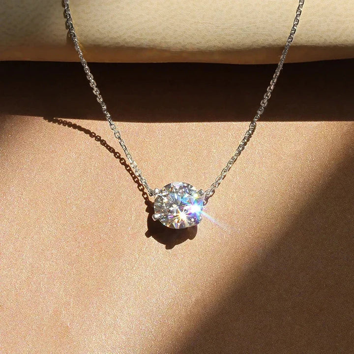 Collar Solitario de Cristal Elegante