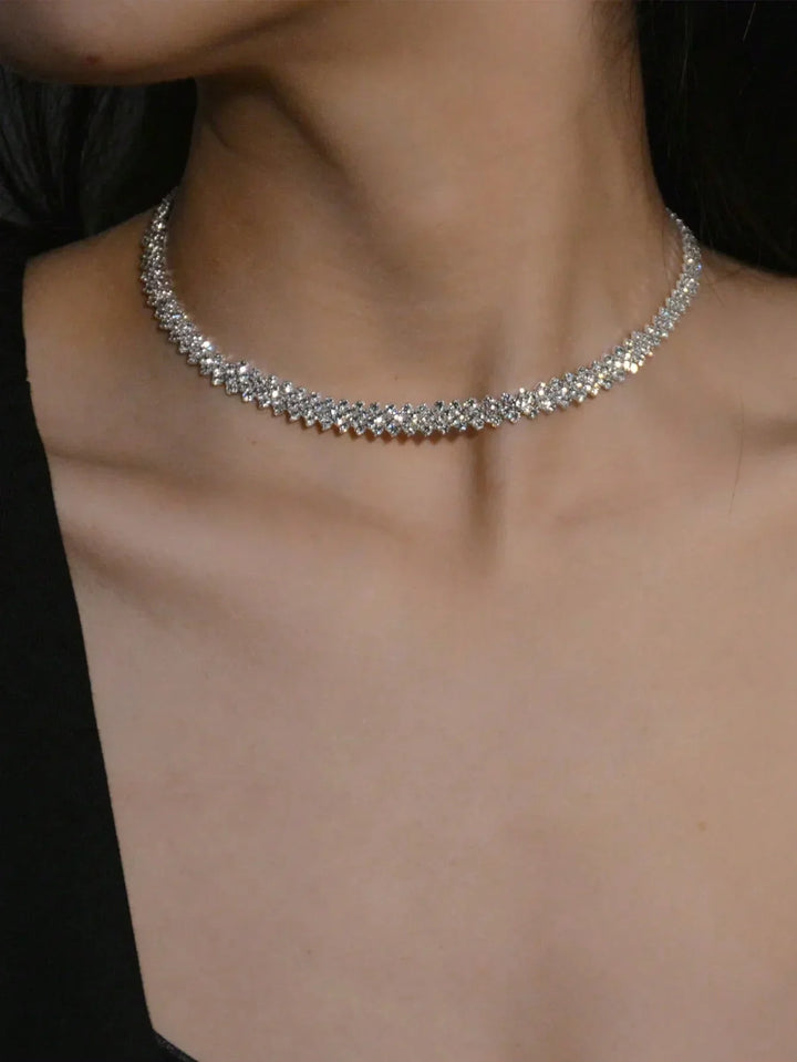 Collar Elegante con Strass