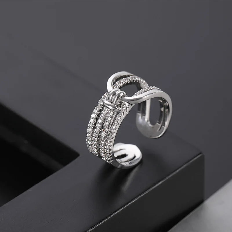 Anillo de cadena de doble banda color oro (una talla)