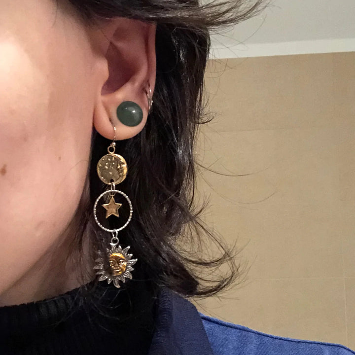 Pendientes de color oro y color plata elegantes