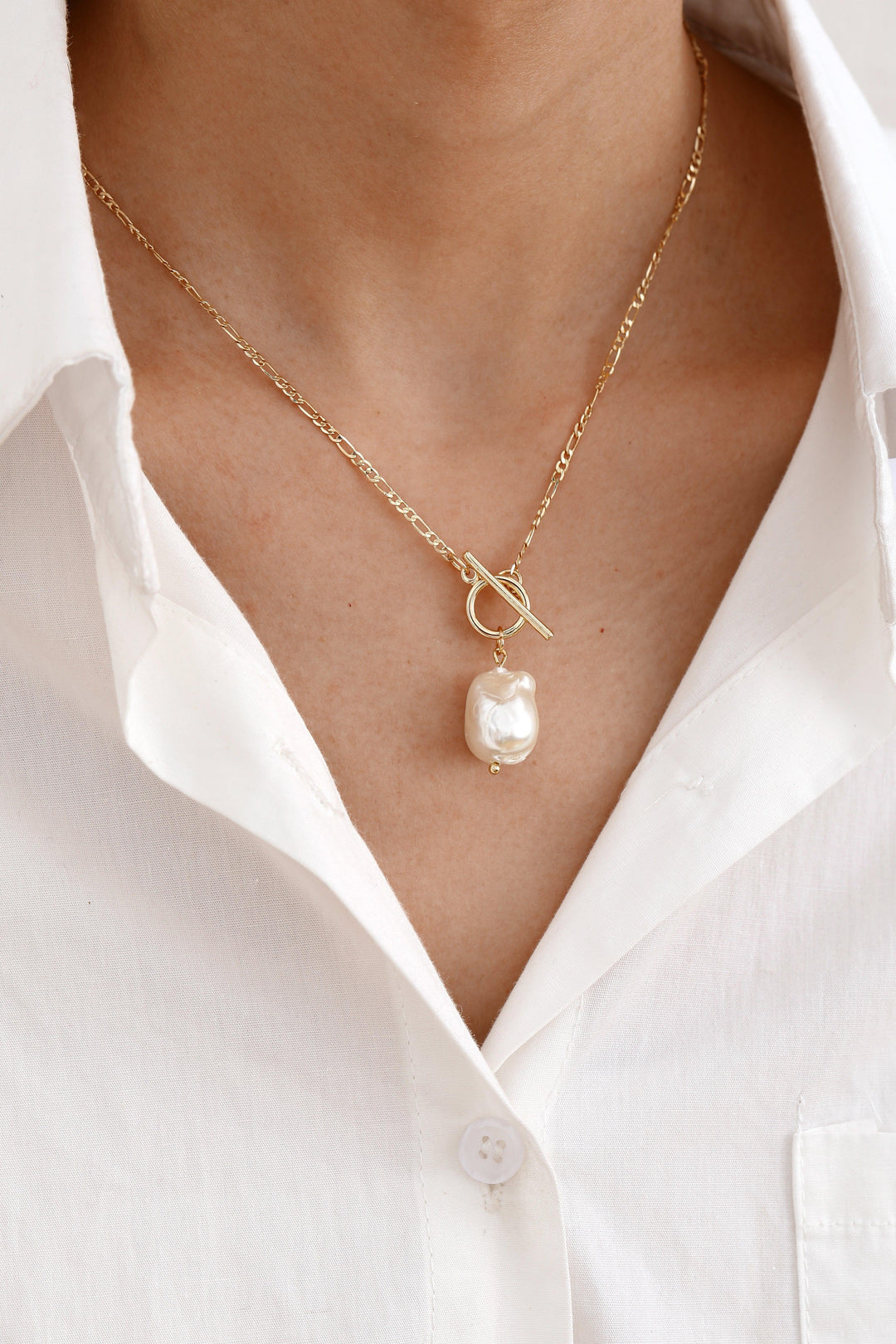 Elegante Collar Color oro