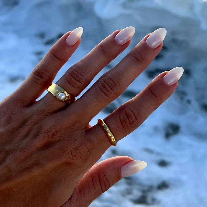 Anillo de Color oro Natural Elegante