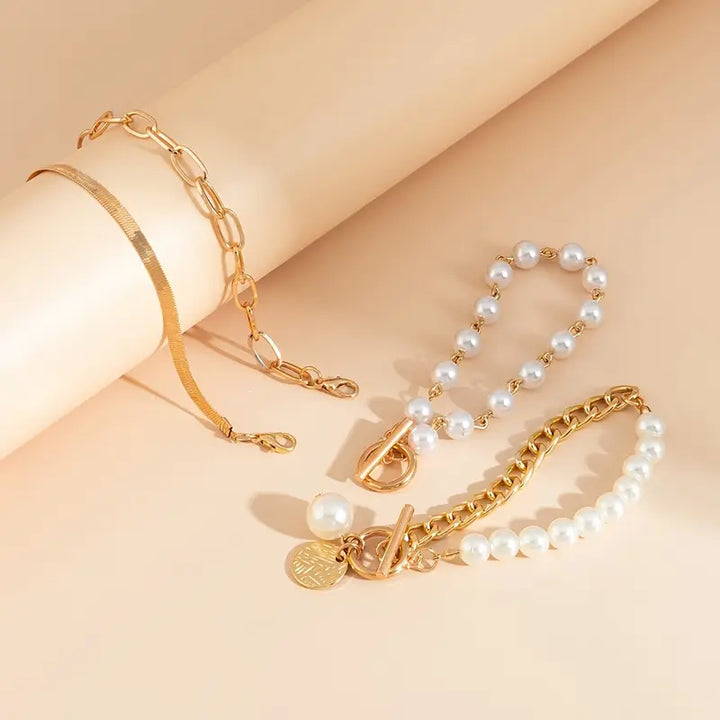 Conjunto de Pulseras Elegantes de 4 Piezas – Serpiente, y Eslabones
