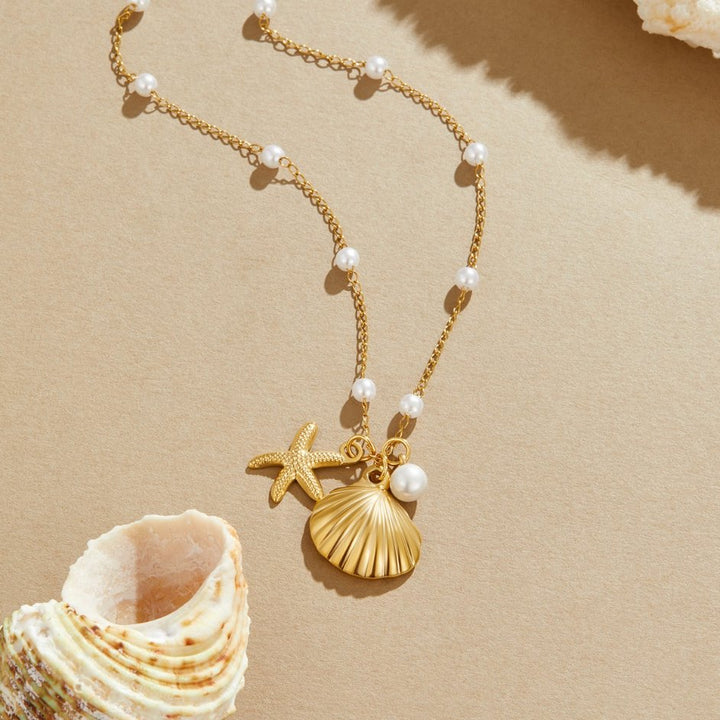 Collar con colgante de concha
