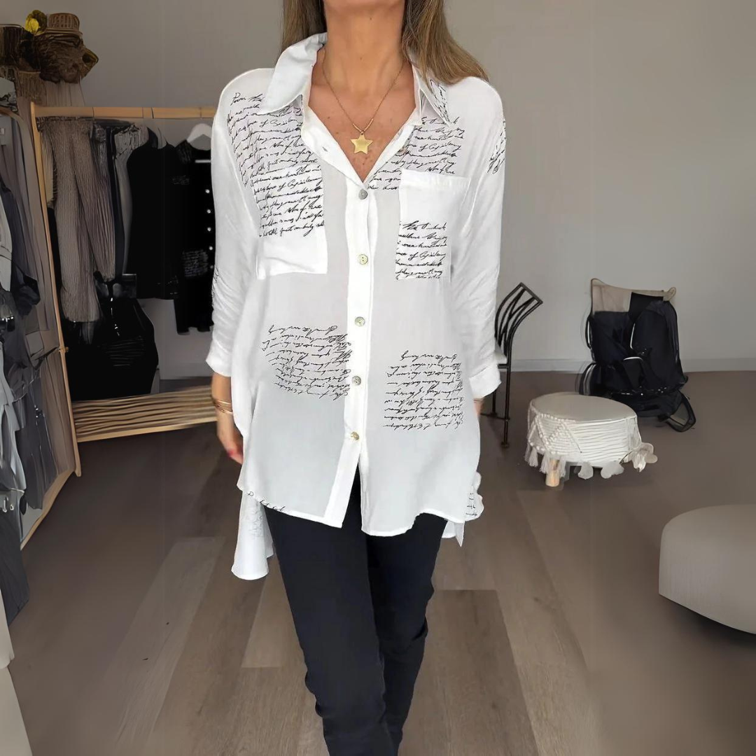 Blusa Abotonada con Estampado Manuscrito en Weiß (Fast ausverkauft)