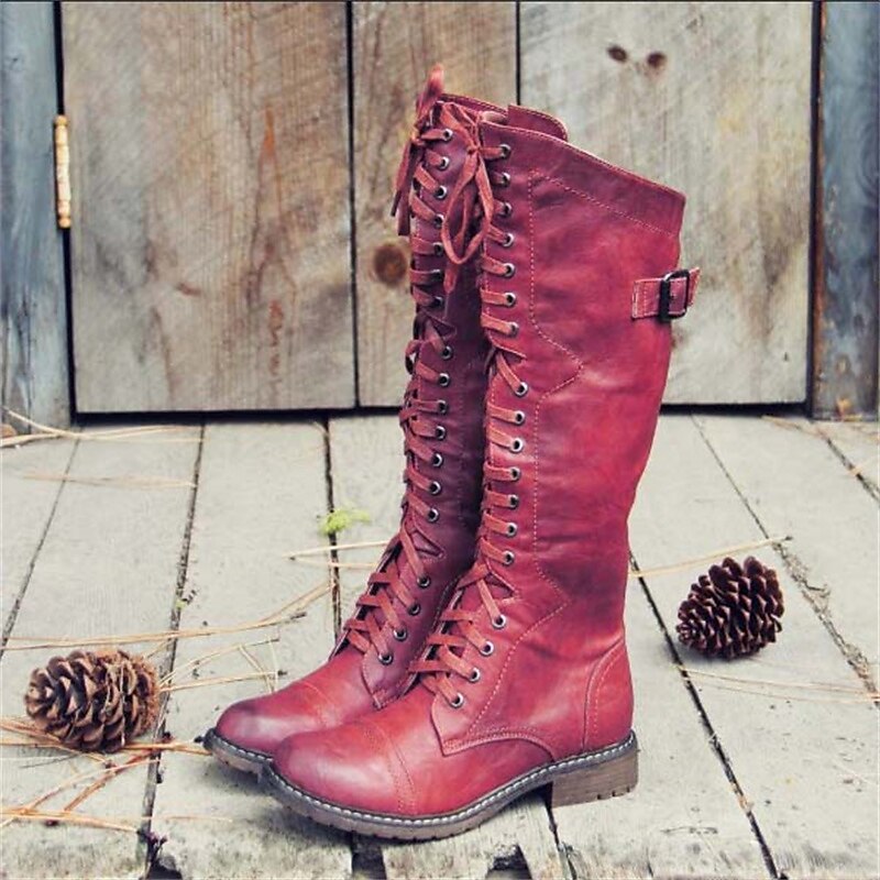 Botas altas de cuero con cordones en Rojo