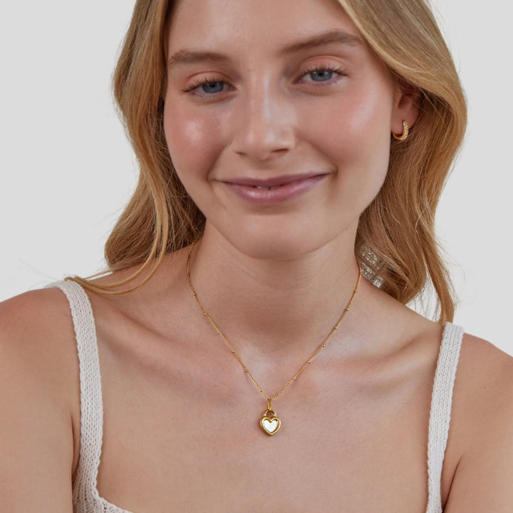 Collar de corazón reversible