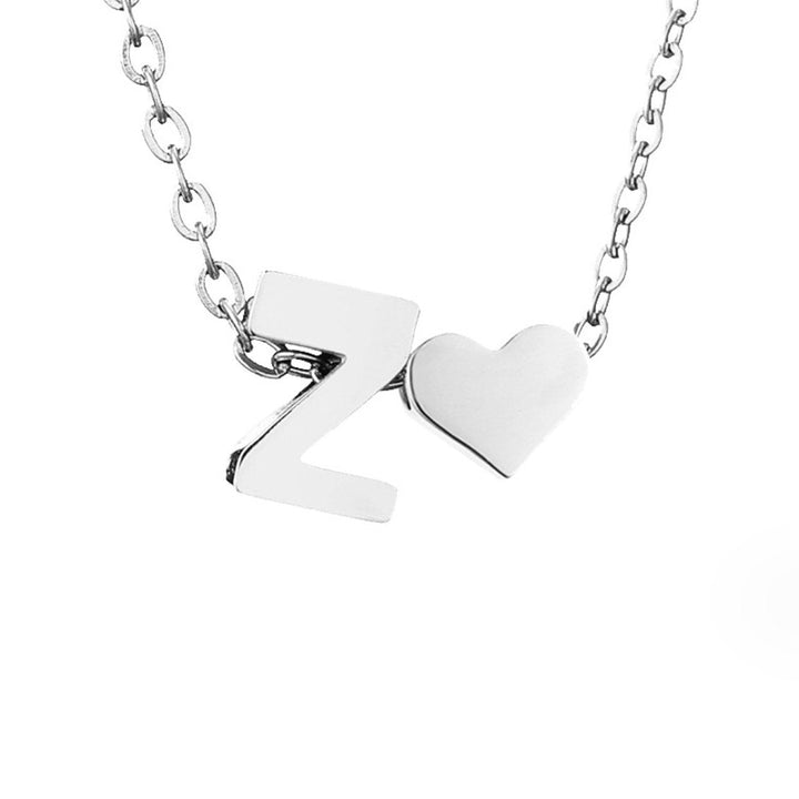 Collar de Iniciales Atemporales con Charm de Corazón
