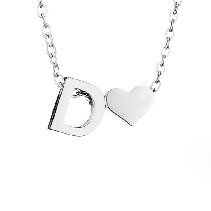 Collar de Iniciales Atemporales con Charm de Corazón
