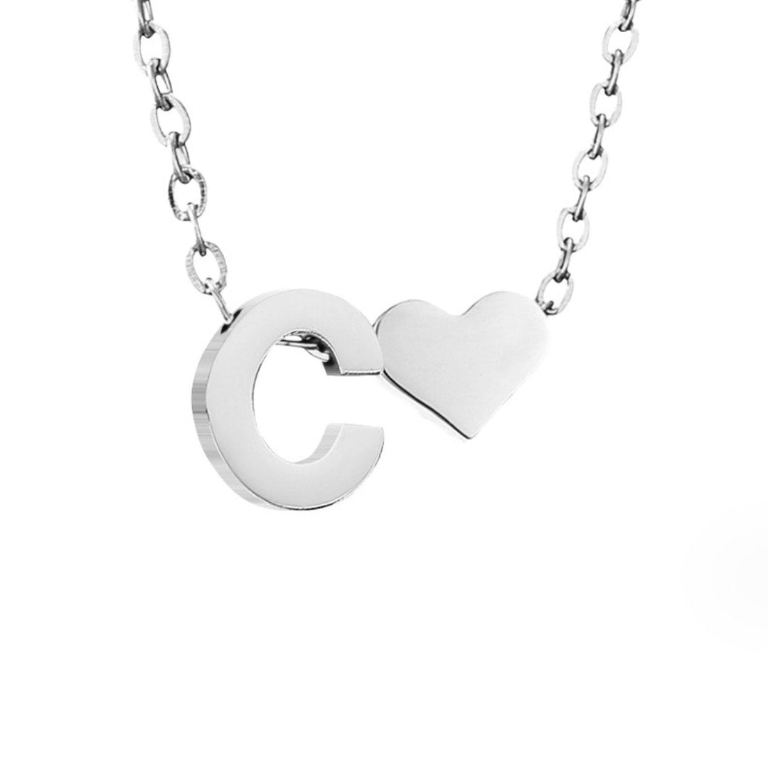 Collar de Iniciales Atemporales con Charm de Corazón