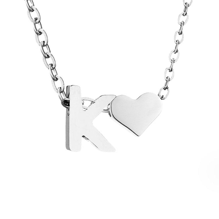Collar de Iniciales Atemporales con Charm de Corazón