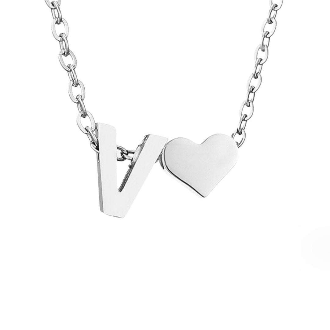 Collar de Iniciales Atemporales con Charm de Corazón