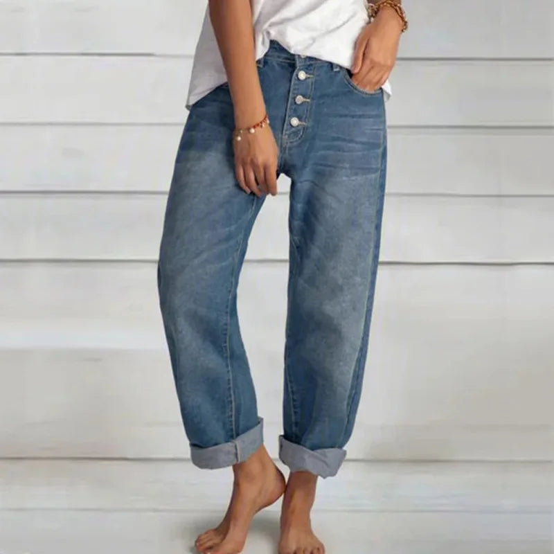 Jeans Clásicos de Talle Alto y Pierna Ancha en Azul 2