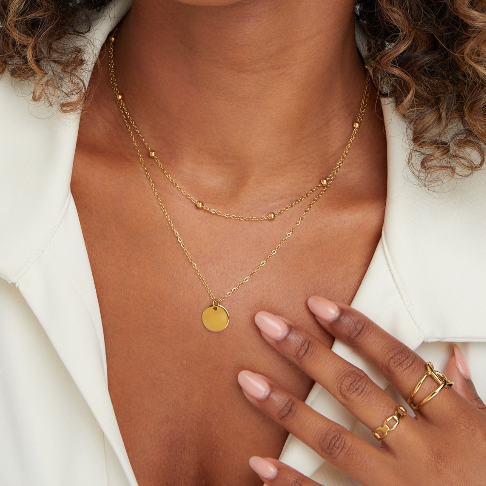Collar de capas con colgante