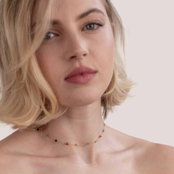 Collar de piedra minimalista