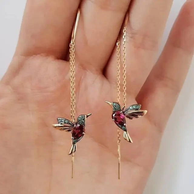 Pendientes Threader Colibrí Color oro con Cristales