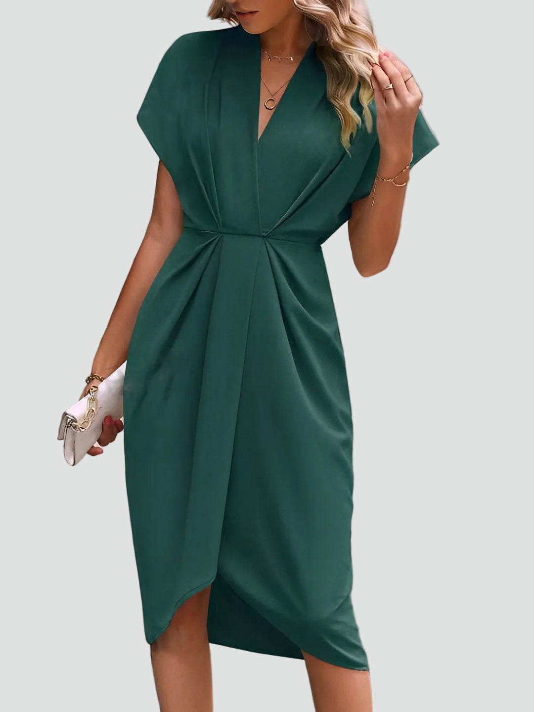 Sofisticado vestido de cóctel midi envolvente (3)