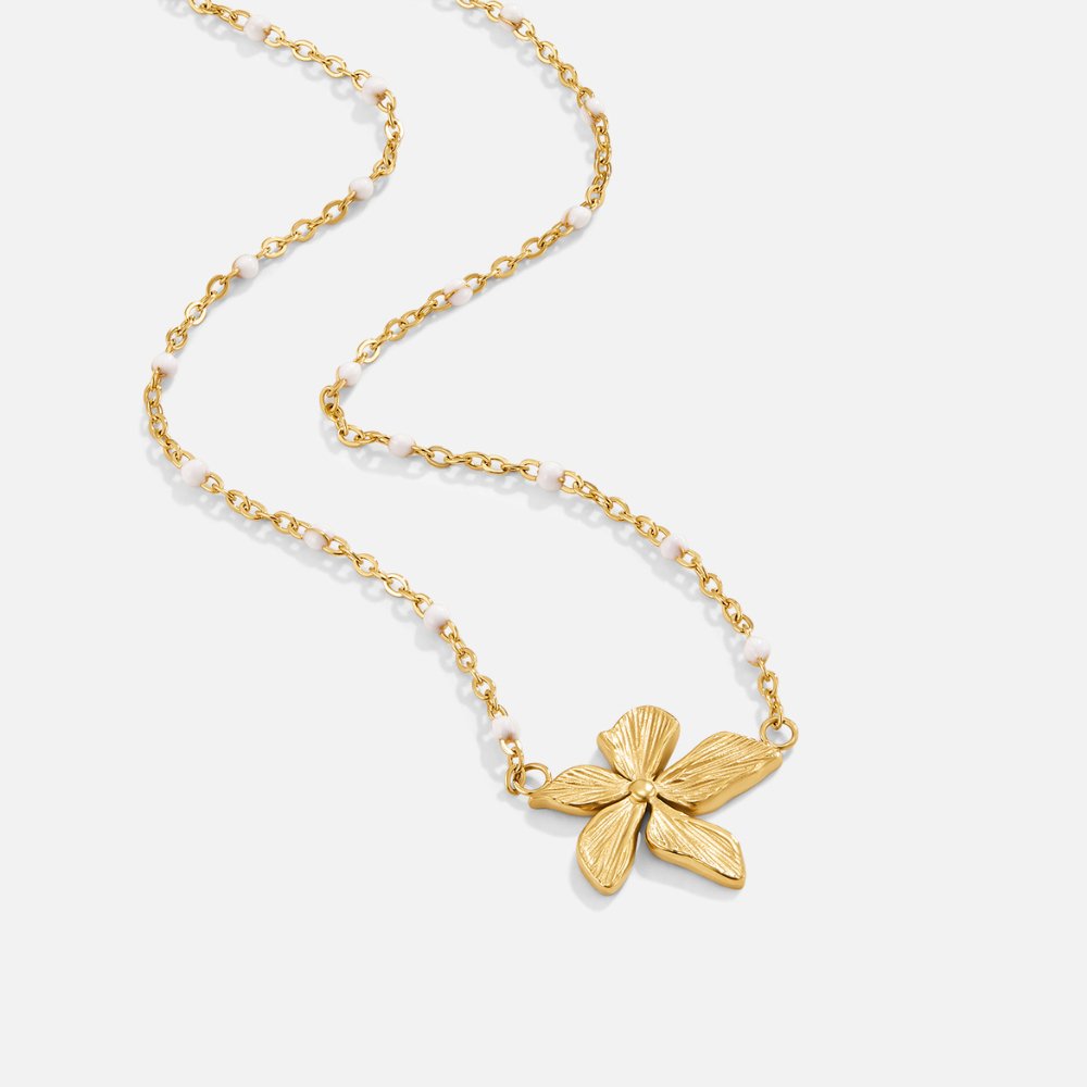 Elegante collar Color oro